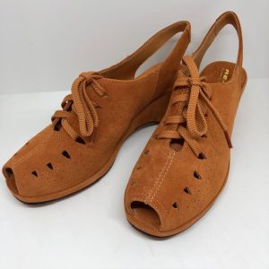 Greta Zimt Rauhleder